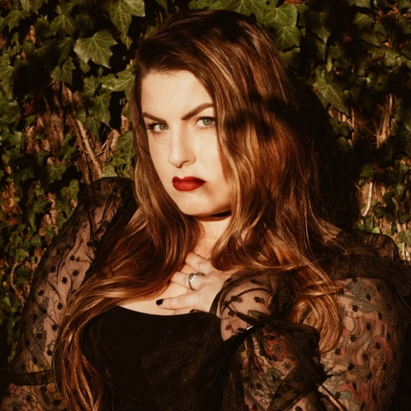 Meet your Posher, Rachel - Picture 2 of 4